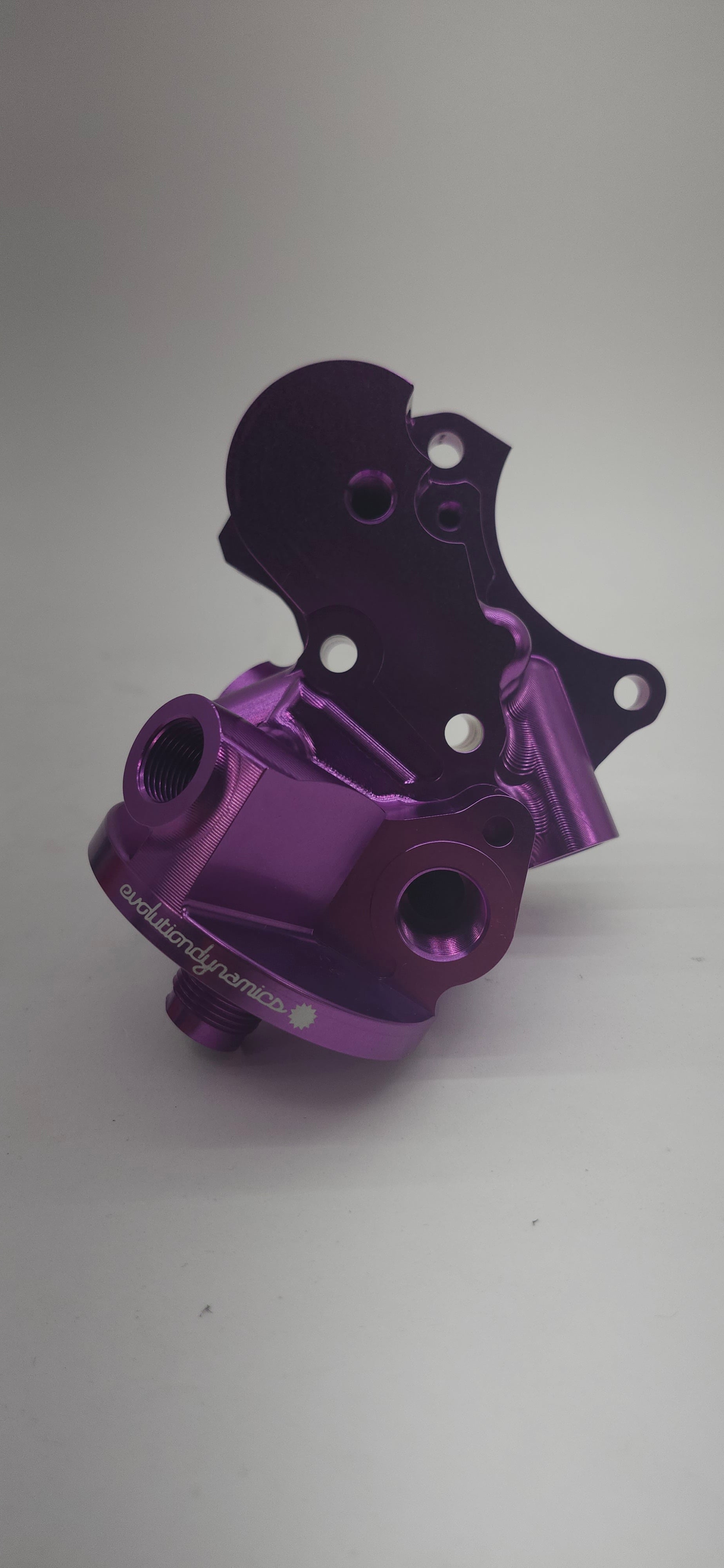 Evolution Dynamics  Billet Oil Filter Housing for Evo 8/9